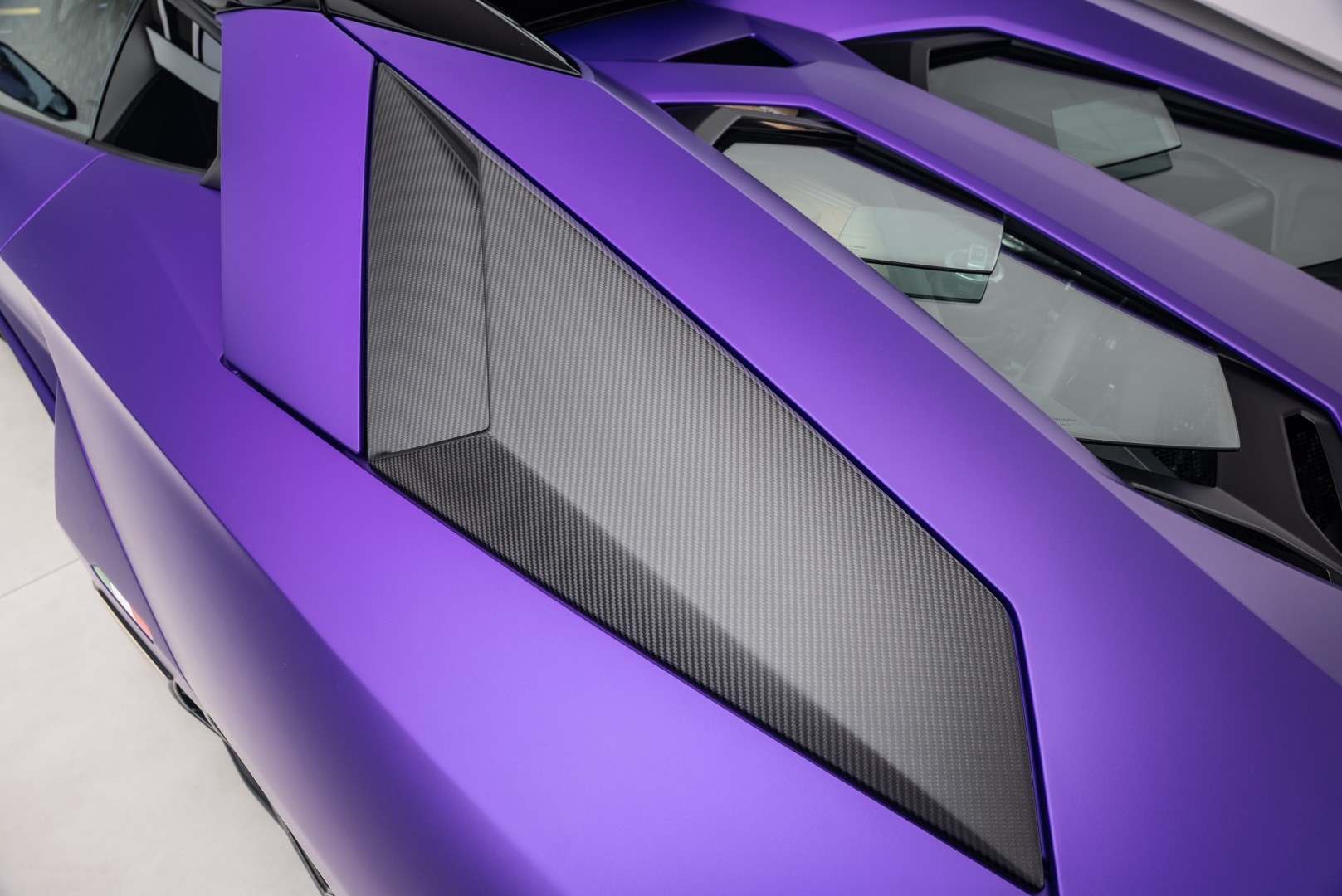 2022 LAMBORGHINI AVENTADOR ULTIMAE 01 OF 250. FULL CARBON